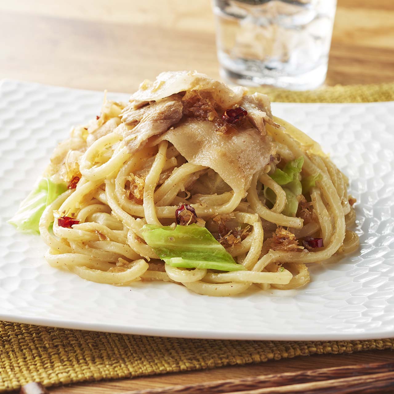 大阪のミシュランスター中華 エスサワダ監修 Delis Xo醤焼きそばのお料理一覧 フードデリバリー 出前専門のデリズ